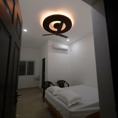 Vg Mahal Tiruchirappalli Exterior photo